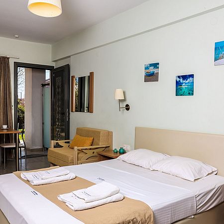 Alexanika Apartments Room Interior